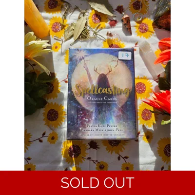 Spellcasting Oracle Cards – Flavia Kate Peters & Barbara Meiklejohn-Free